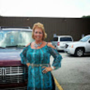 Meet your Posher, Stacy